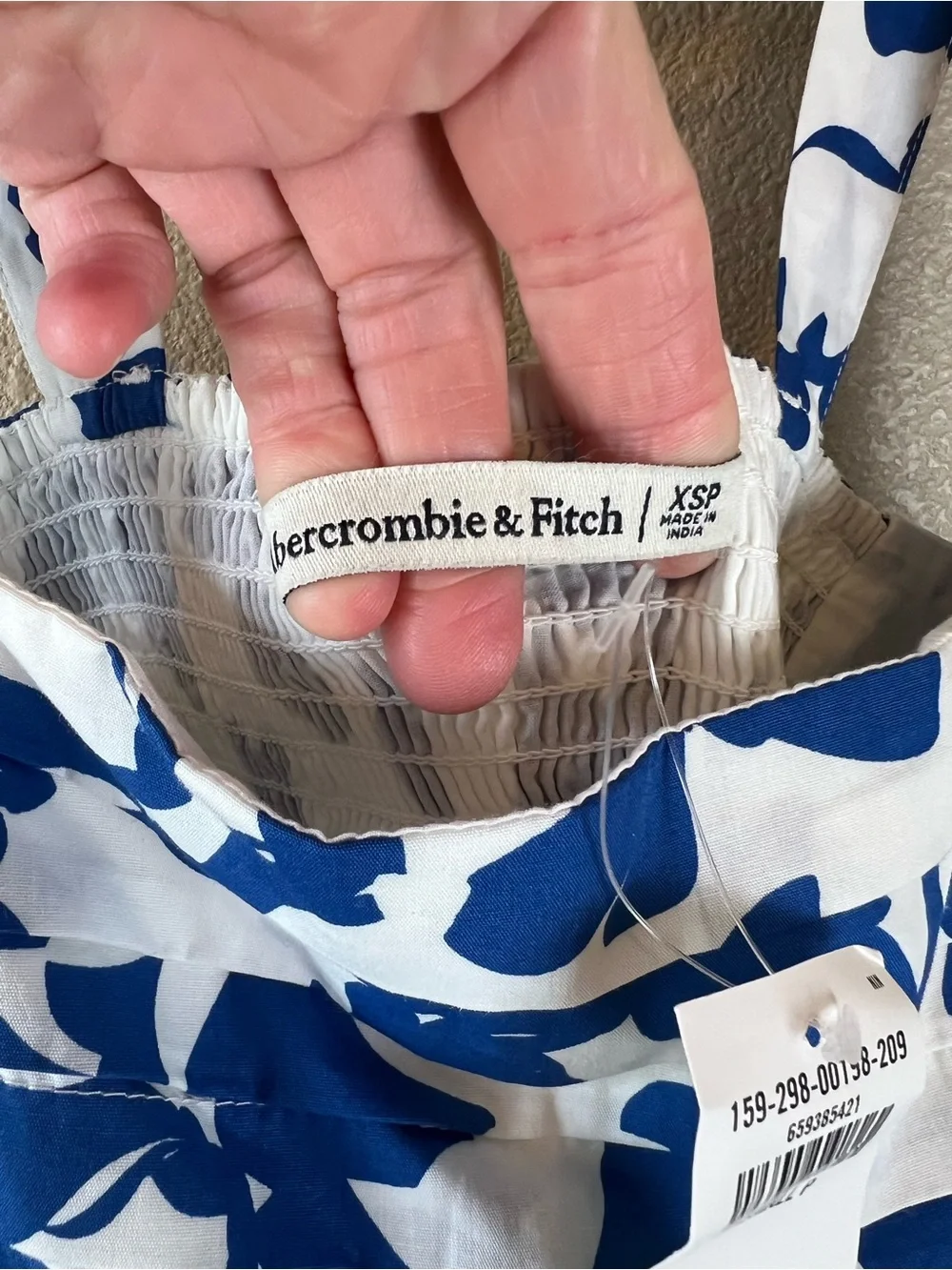 Abercrombie & Fitch blue white
